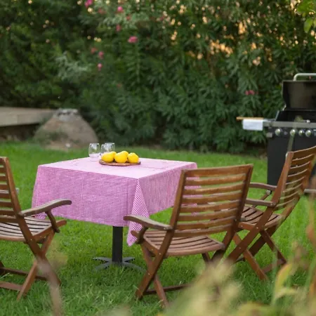 Avithos Bay Rodhodháfni