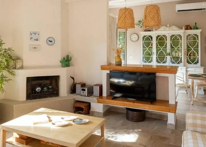 Avithos Bay Ροδοδάφνη